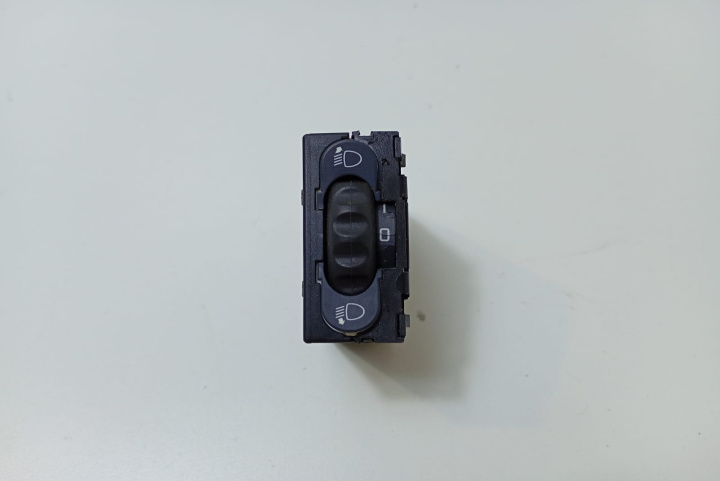 Buton Reglaj Far 8200022569 Nissan Primastar