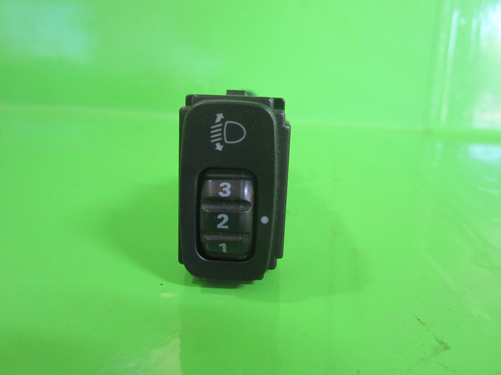 BUTON REGLAJ FARURI / LUMINI MITSUBISHI OUTLANDER I 4X4 FAB. 2001 - 2006 ⭐⭐⭐⭐⭐