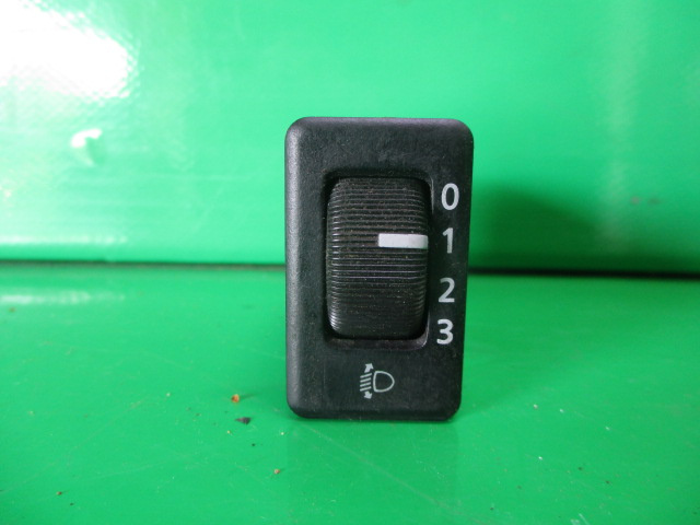 BUTON REGLAJ FARURI / LUMINI NISSAN X-TRAIL T30 FAB. 2001 - 2007 ⭐⭐⭐⭐⭐