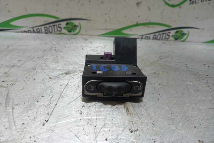 Buton reglaj faruri Renault Laguna [facelift] [1998 - 2001] Liftback 1.6 MT (108 hp)