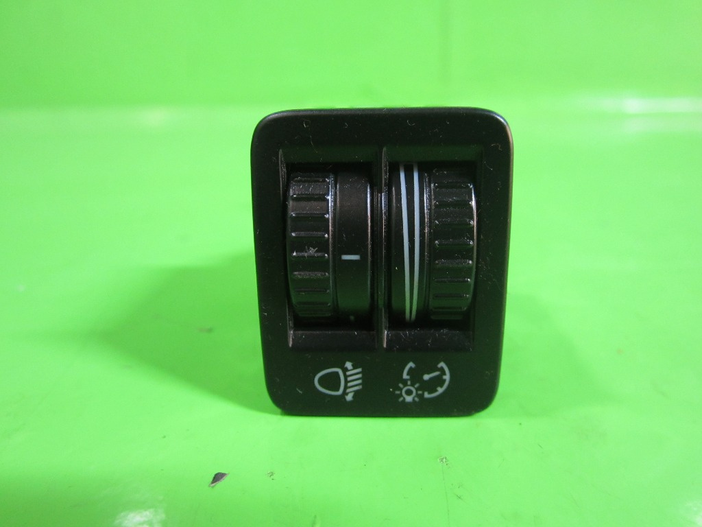 BUTON REGLAJ FARURI VW PASSAT B6 FAB. 2005 - 2010 ⭐⭐⭐⭐⭐