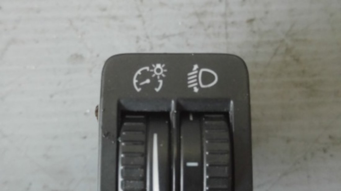 Buton reglaj faruri vw passat b6 limuzina 3c0941333a