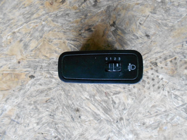 BUTON REGLAJ LUMINI DAEWOO NUBIRA 1 FAB. 1997 – 2002 ⭐⭐⭐⭐⭐