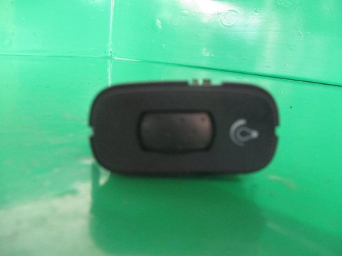BUTON REGLAJ LUMINI RENAULT LAGUNA 2 FAB. 2001 – 2007 ⭐⭐⭐⭐⭐