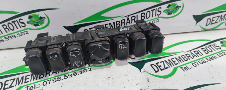 Buton reglaj oglinzi 1688203610 Mercedes-Benz A-Class W168 [1997 - 2001] Hatchback A 140 MT (82 hp)
