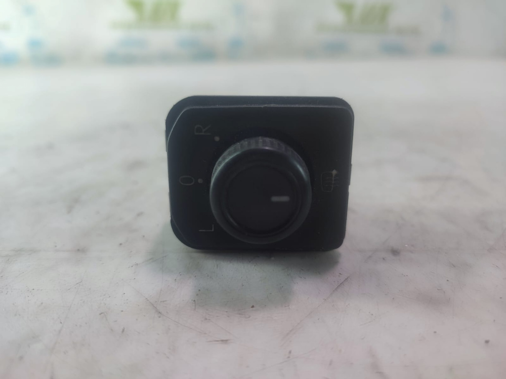 Buton reglaj oglinzi 3G0959565 Volkswagen VW Passat B8 [2014 - 2020] 2.0 tdi DFCA