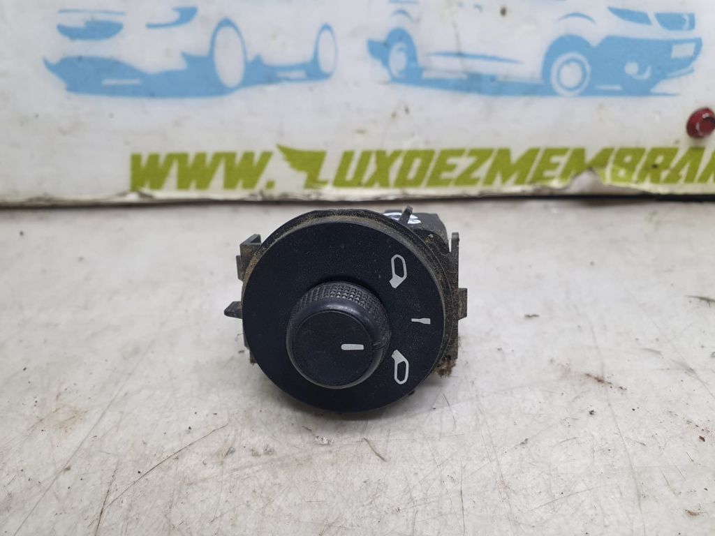 Buton reglaj oglinzi 96673722zd Opel Combo E [2018 - 2019] Compactvan 1.5 D15DT