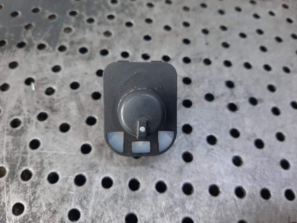 Buton reglaj oglinzi audi a3 8p 8e0959565
