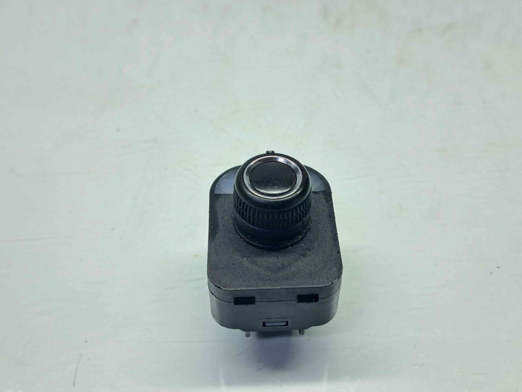 Buton reglaj oglinzi Audi A4 (8K2, B8) [Fabr 2008-2015] 8K0959565B 1.8 Benz CABA 88KW / 120CP