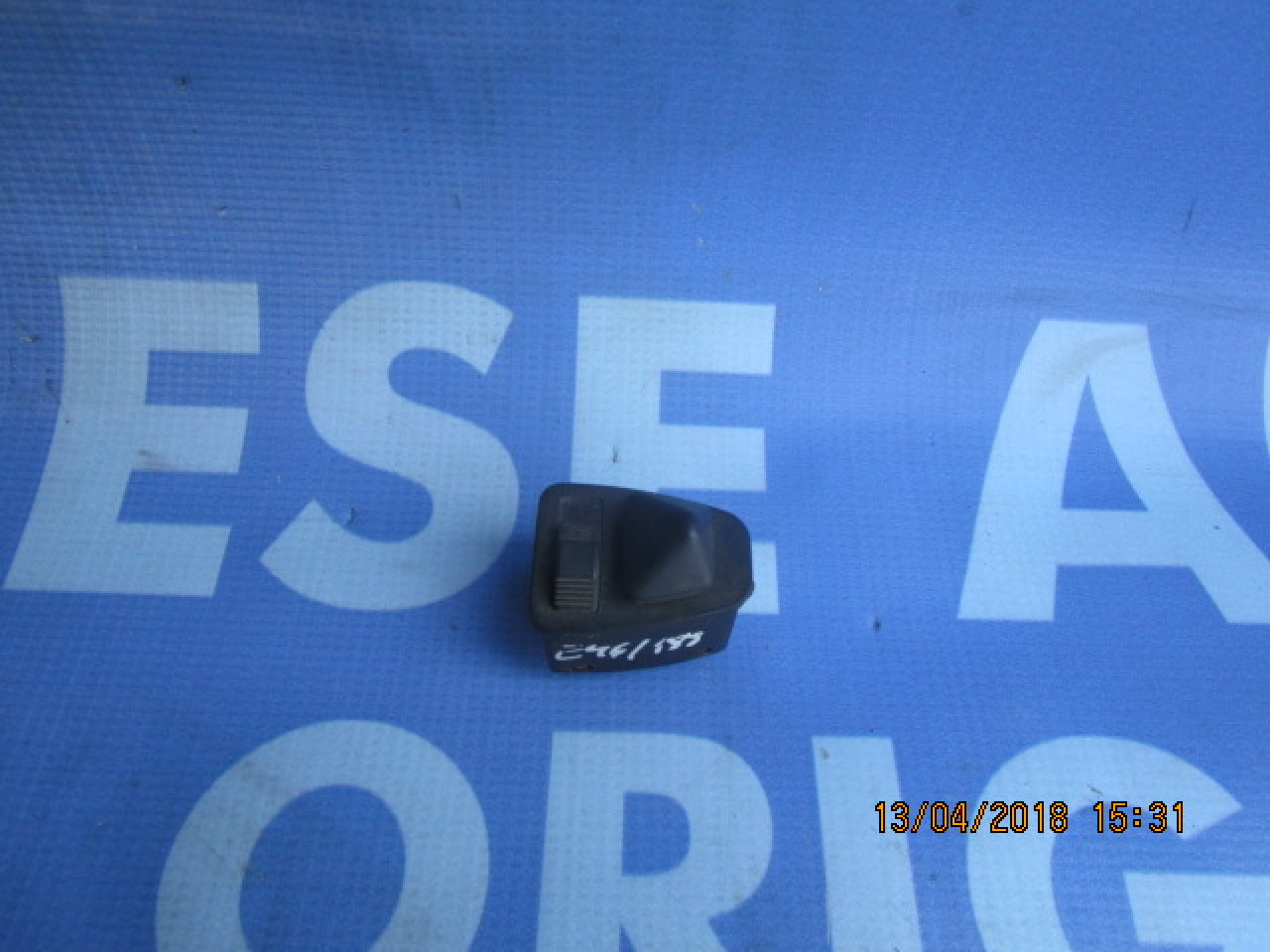 Buton reglaj oglinzi BMW E46 ; 83736919