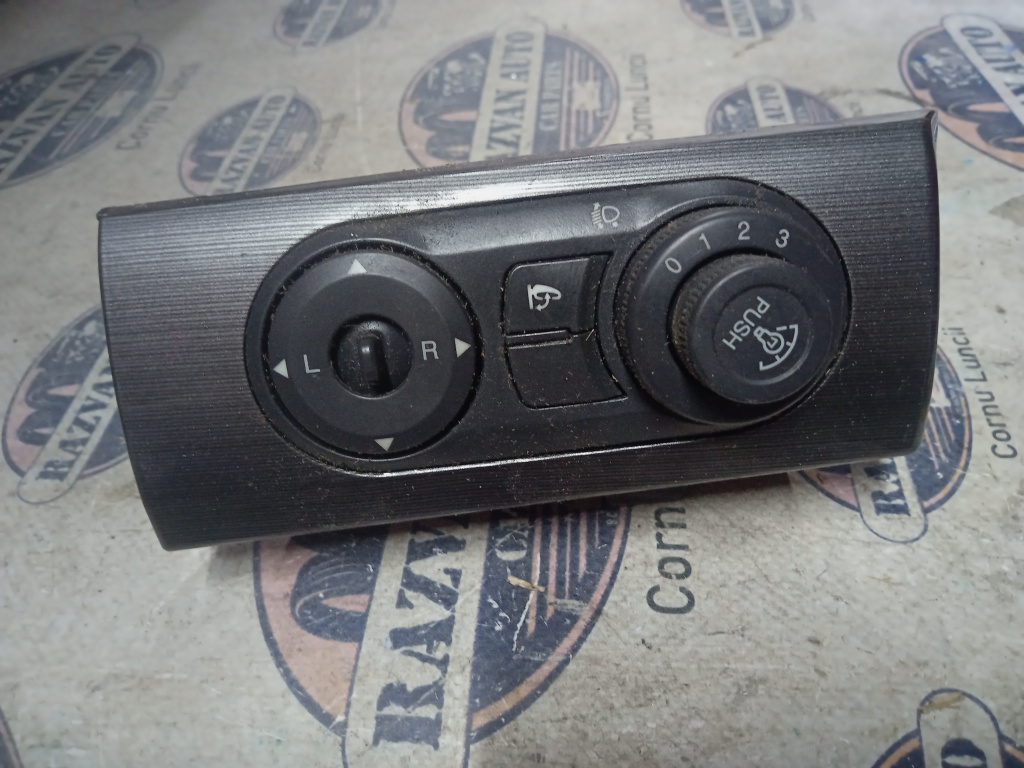 Buton reglaj oglinzi Chevrolet Captiva 2012