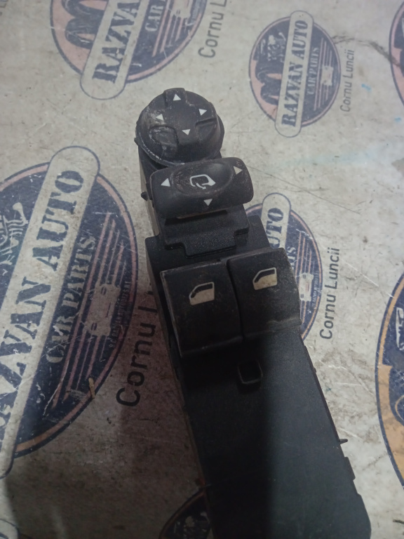 Buton reglaj oglinzi Citroen DS4