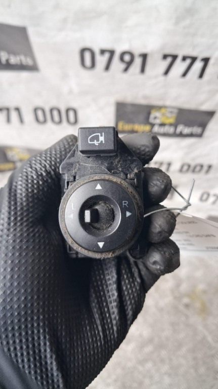 Buton reglaj oglinzi cu rabatare Kia Ceed an 2012