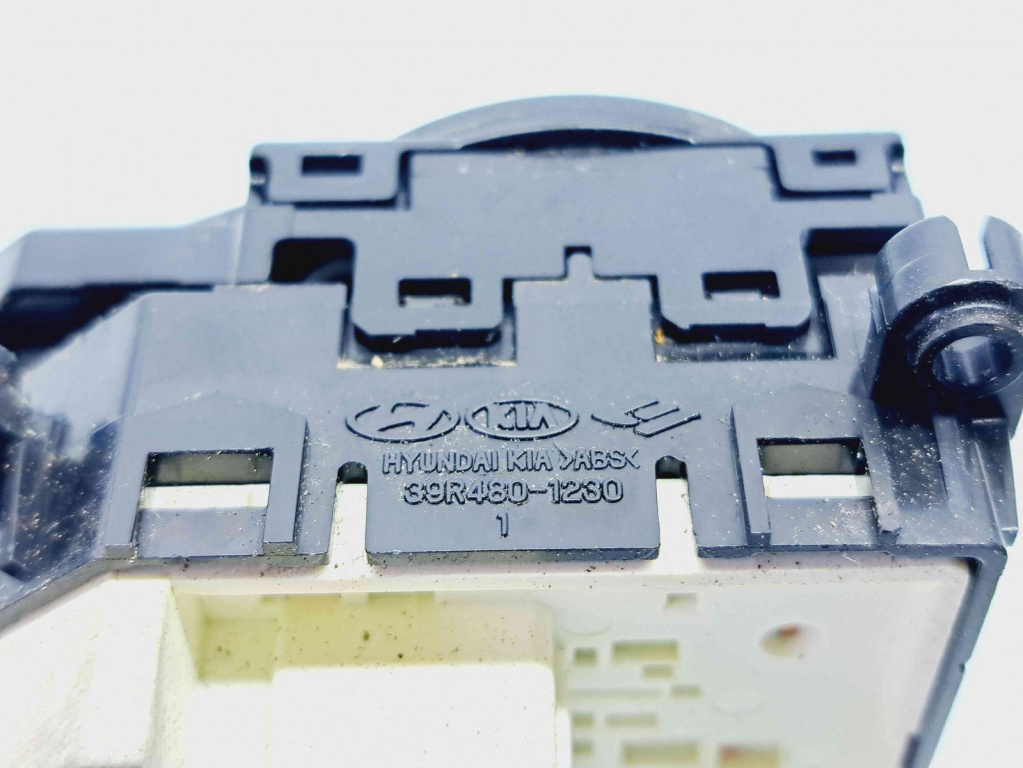 Buton reglaj oglinzi Hyundai i40 [Fabr 2012-2019] 39R480-1230