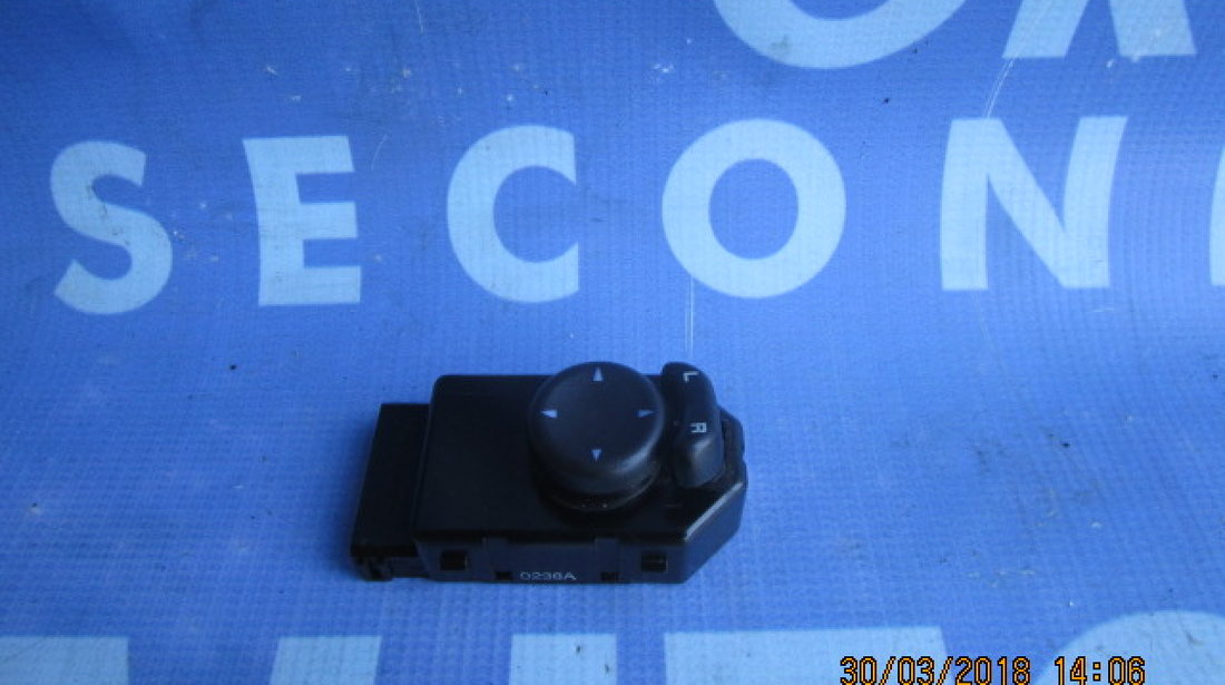 Buton reglaj oglinzi Jeep Cherokee ; cod: 56010696AA