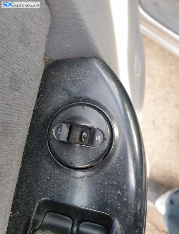 Buton Reglaj Oglinzi Kia Carens 1999 - 2006