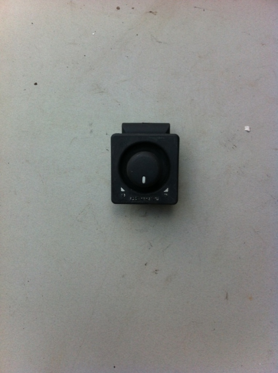 Buton reglaj oglinzi Land Rover Freelander [1998 - 2006] Crossover 5-usi 1.8 MT (117 hp) (LN)
