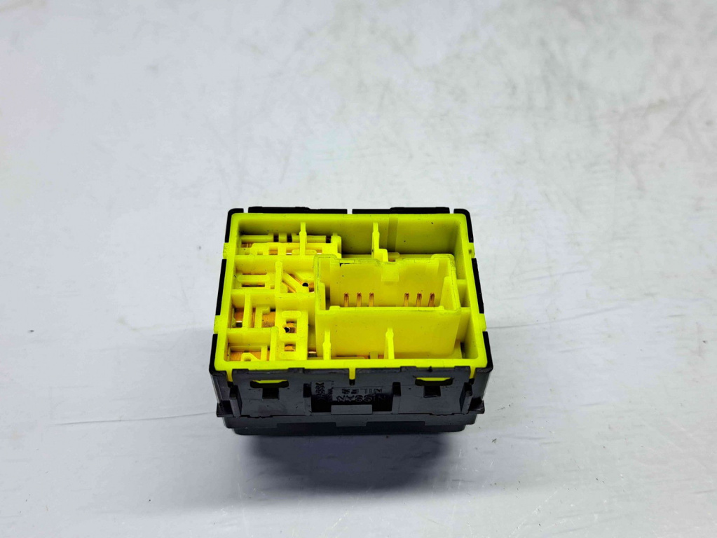 Buton reglaj oglinzi Nissan Juke [Fabr 2010-2014] Hatchback OEM