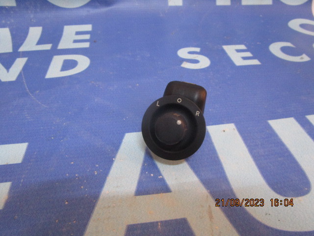 Buton reglaj oglinzi Opel Astra G 2000; 09130503