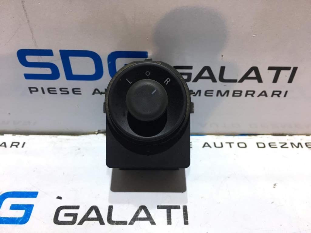 Buton Reglaj Oglinzi Opel Astra J 2009 - 2015 COD : 13271827