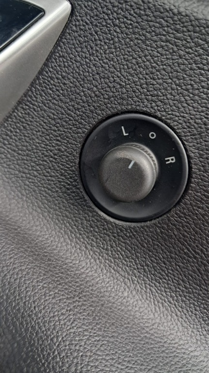Buton reglaj oglinzi Opel Astra J an 2011 cod 13271827
