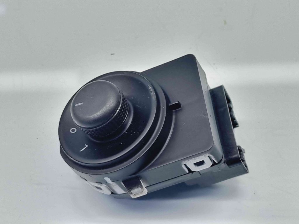 Buton reglaj oglinzi Opel Astra J Coupe GTC [Fabr 2009-2015] 13271827