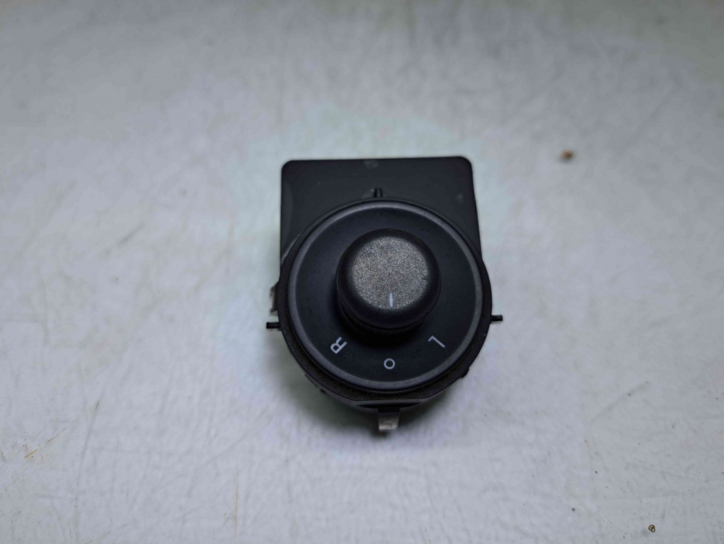Buton reglaj oglinzi Opel Astra J [Fabr 2009-2015] 13271827