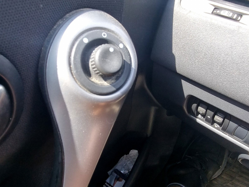 Buton reglaj oglinzi Renault Megane 2 [Fabr 2002-2008] 1.5 DCI K9K722 60KW / 82CP