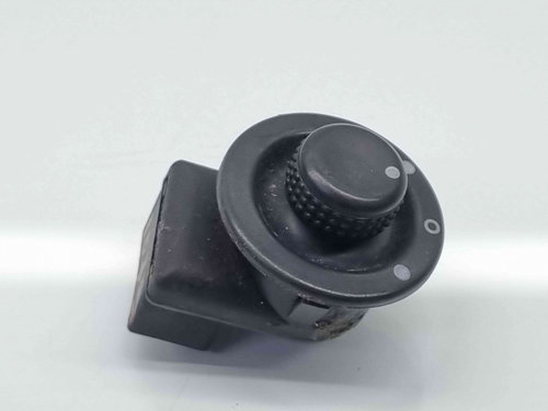 Buton reglaj oglinzi Renault Symbol 2 / Thalia [Fabr 2008-2012] 8200002442B