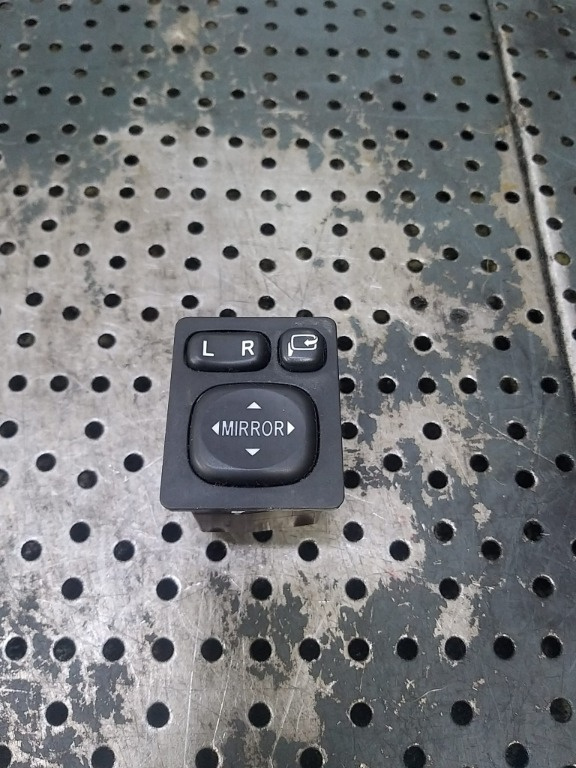 Buton reglaj oglinzi toyota verso r2 183639