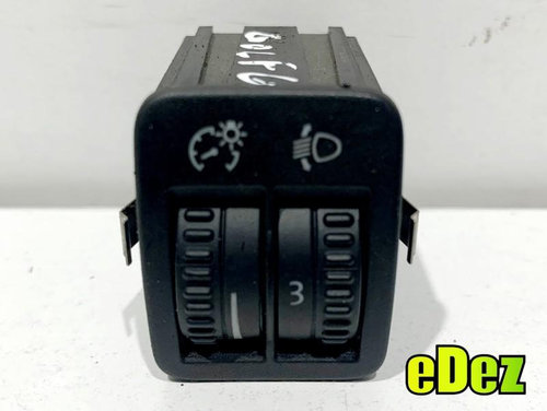 Buton reglaj oglinzi Volkswagen Golf 5 Plus (2004-2008) 5M0941333A