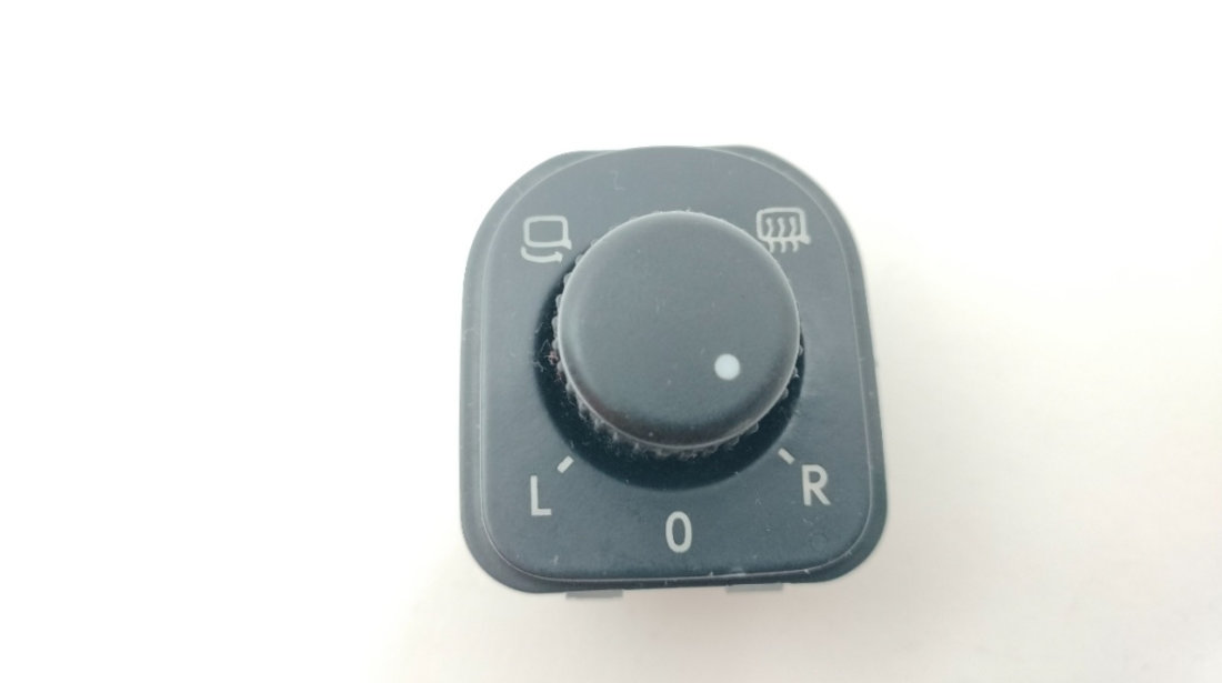 Buton reglaj oglinzi VOLKSWAGEN GOLF VI (5K1) [ 2008 - 2013 ] TDI (CBDC, CLCA) 81KW|110HP OEM 1K0959565J 1K0 959 565 J