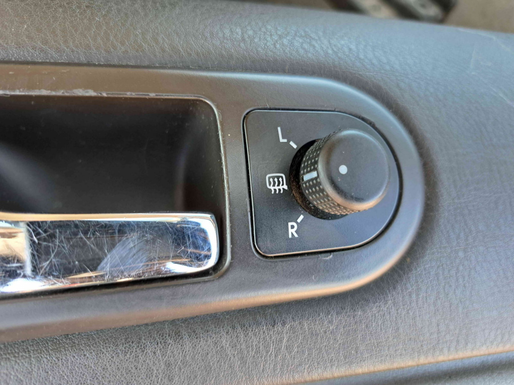 Buton reglaj oglinzi Volkswagen Passat B5 (3B5) Variant [Fabr 1997-2000] OEM