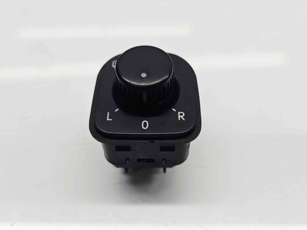 Buton reglaj oglinzi Volkswagen Passat B7 (362) [Fabr 2010-2014] 1K0959565L