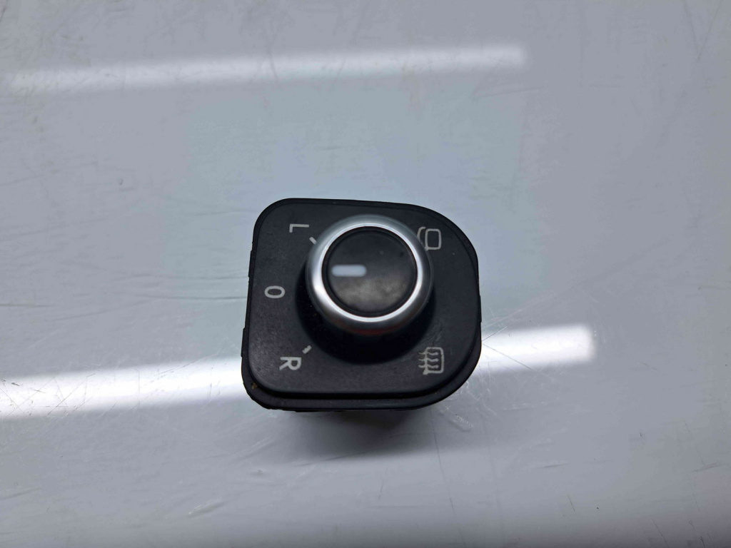Buton reglaj oglinzi Volkswagen Passat CC (358) Facelift [Fabr 2012-2016] 5K0959565