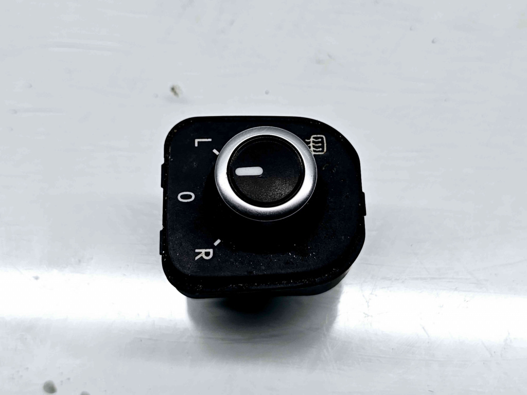 Buton reglaj oglinzi Volkswagen Passat CC (358) Facelift [Fabr 2012-2016] 5K2959565