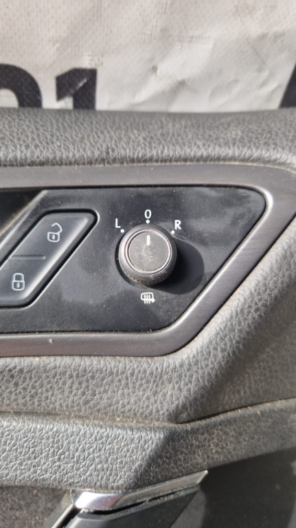 Buton reglaj oglinzi Vw Golf 7 1.6 TDI combi an fab 2019 cod 5G0959565AC