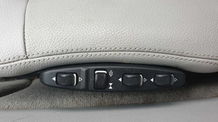 Buton Reglaj Perne Confort Confort Scaun Dreapta Fata Pasager Mercedes Clasa E Class W212 2009 - 2012 [C3285]