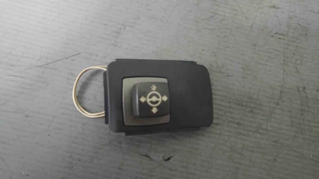 Buton reglaj pozitie volan bmw seria 7 e65 6911535