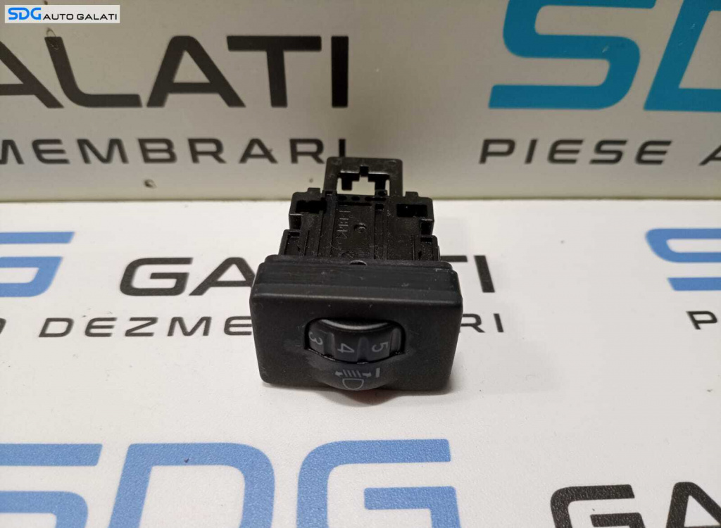 Buton Reglaj Reglare Faruri Toyota RAV 4 2006 - 2013 Cod 134159 [M3745]