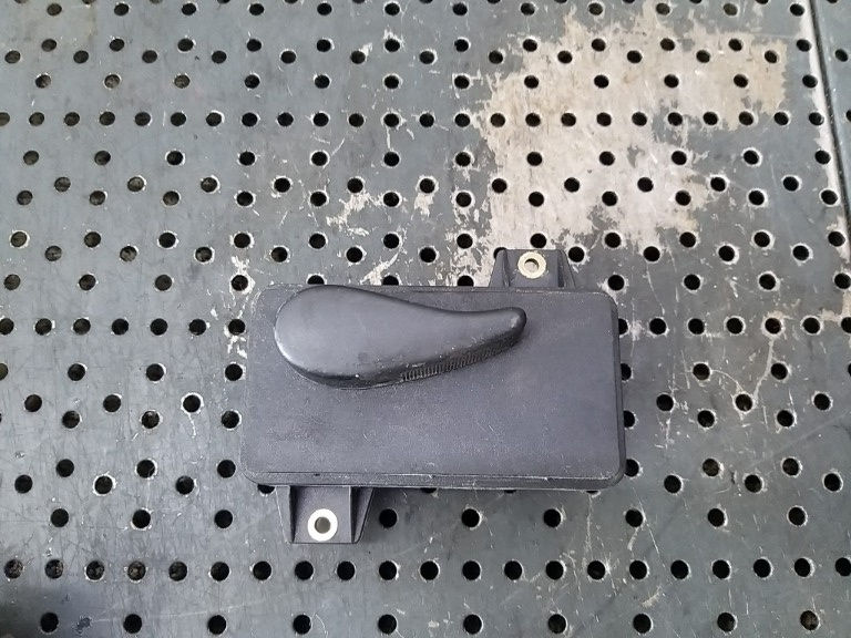 Buton reglaj scaun dreapta audi a6 c5 4b 8l0959766