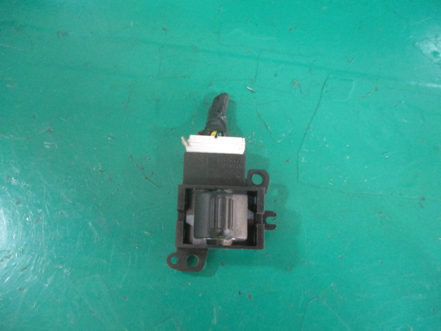 BUTON REGLAJ SCAUN ELECTRIC DREAPTA FATA JEEP GRAND CHEROKEE II FAB. 1998 - 2005