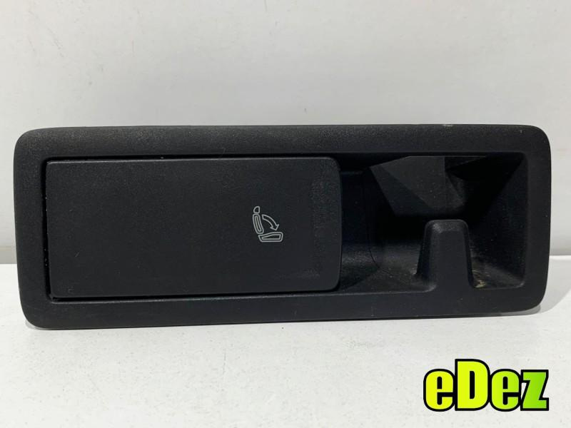 Buton reglaj scaun stanga Volkswagen Passat B8 (2014-2019) 5G0885671