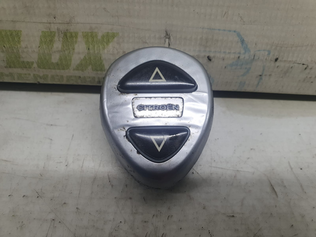 Buton reglaj suspensie 9633261277 Citroen C5 [facelift] [2004 - 2008] 1.6 hdi 9HZ