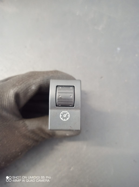 Buton reglare intensitate lumina bord , Mazda 3 , 2003 - 2009 COD -BP4K666R0