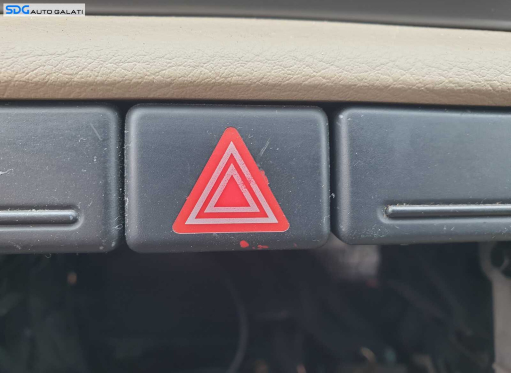 Buton Releu Avarii Avarie Audi A4 B6 2005 - 2008 [C1778]