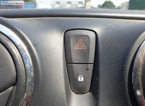 Buton Releu Avarii Avarie Dacia Logan 2 2012 - 2020 Cod sdgbabds2