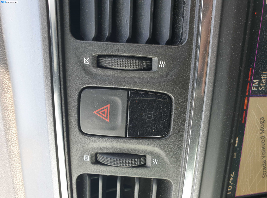 Buton Releu Avarii Avarie Renault Kadjar 2015 - 2018 [K5695]