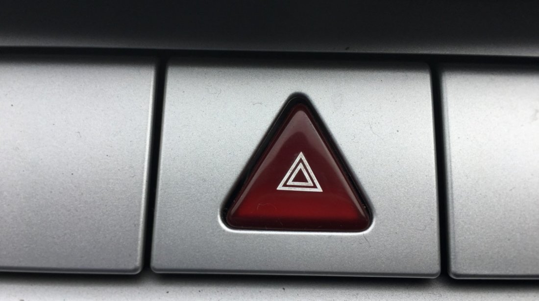 Buton / Releu Avarii VW Passat CC 2008 - 2012