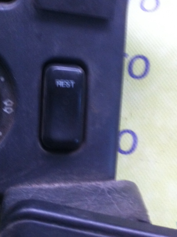 Buton reset Mercedes-Benz Vito W638 [1996 - 2003] Minivan 110 D MT (98 hp) 2.3 TD